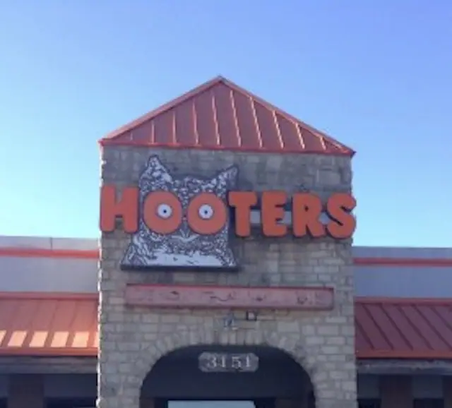 Hooters Menu With Prices everymenuprices.com