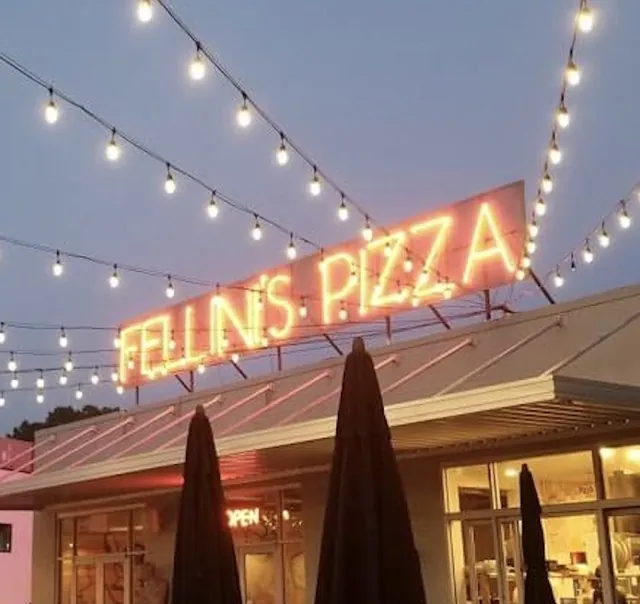 Fellini’s Pizza Menu With Prices everymenuprices.com
